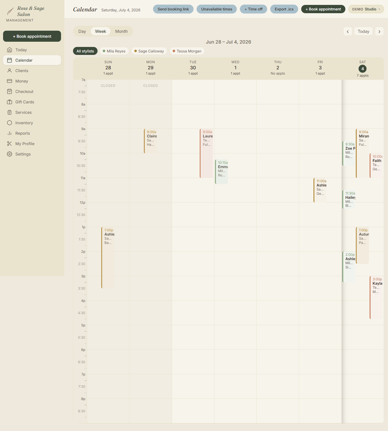 Maravoa calendar week view with a color coded lane per stylist